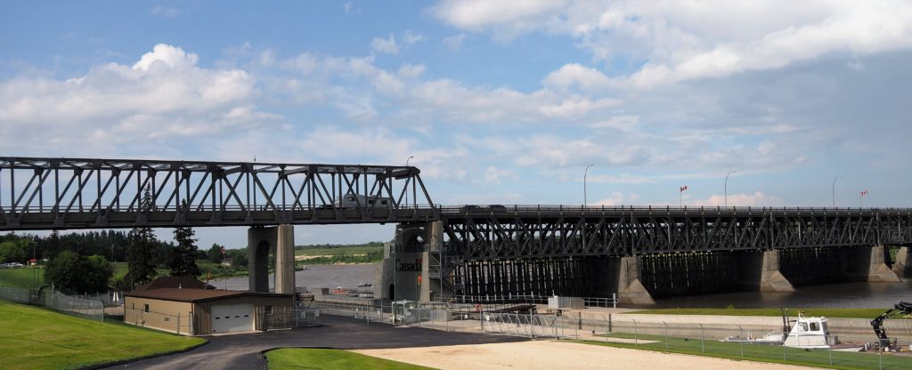 Bridge, dam and lock across the Red River.