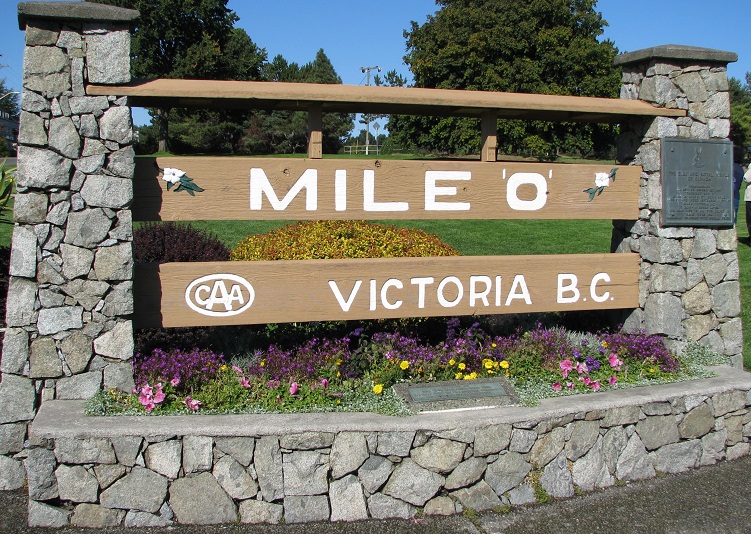 Mile 0 sign for Trans Canada Highway in Victoria BC