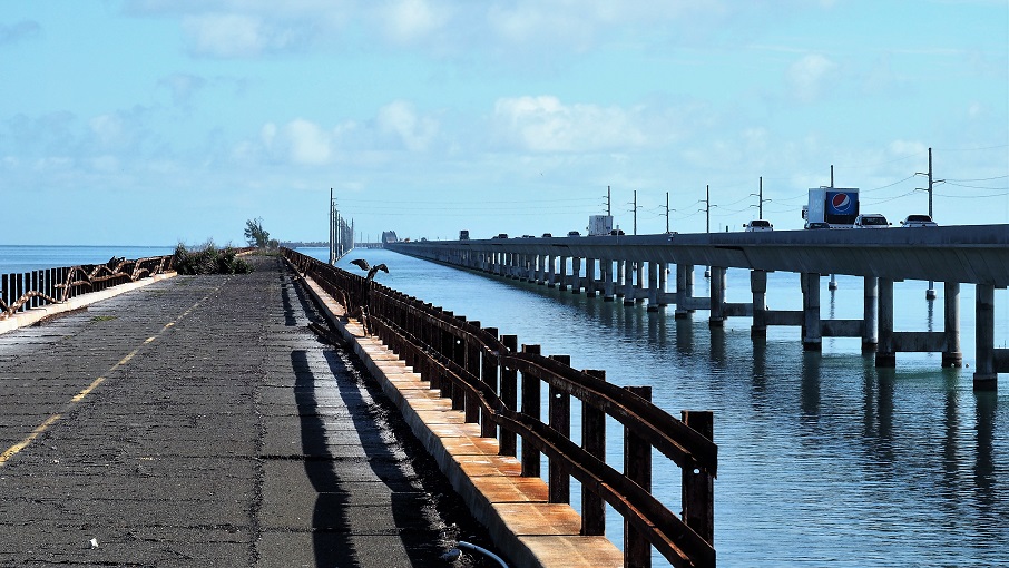 7-mile bridge fading into the distance