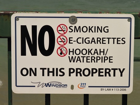 No-smoking sign prohibiting e-cigs and hookahs.